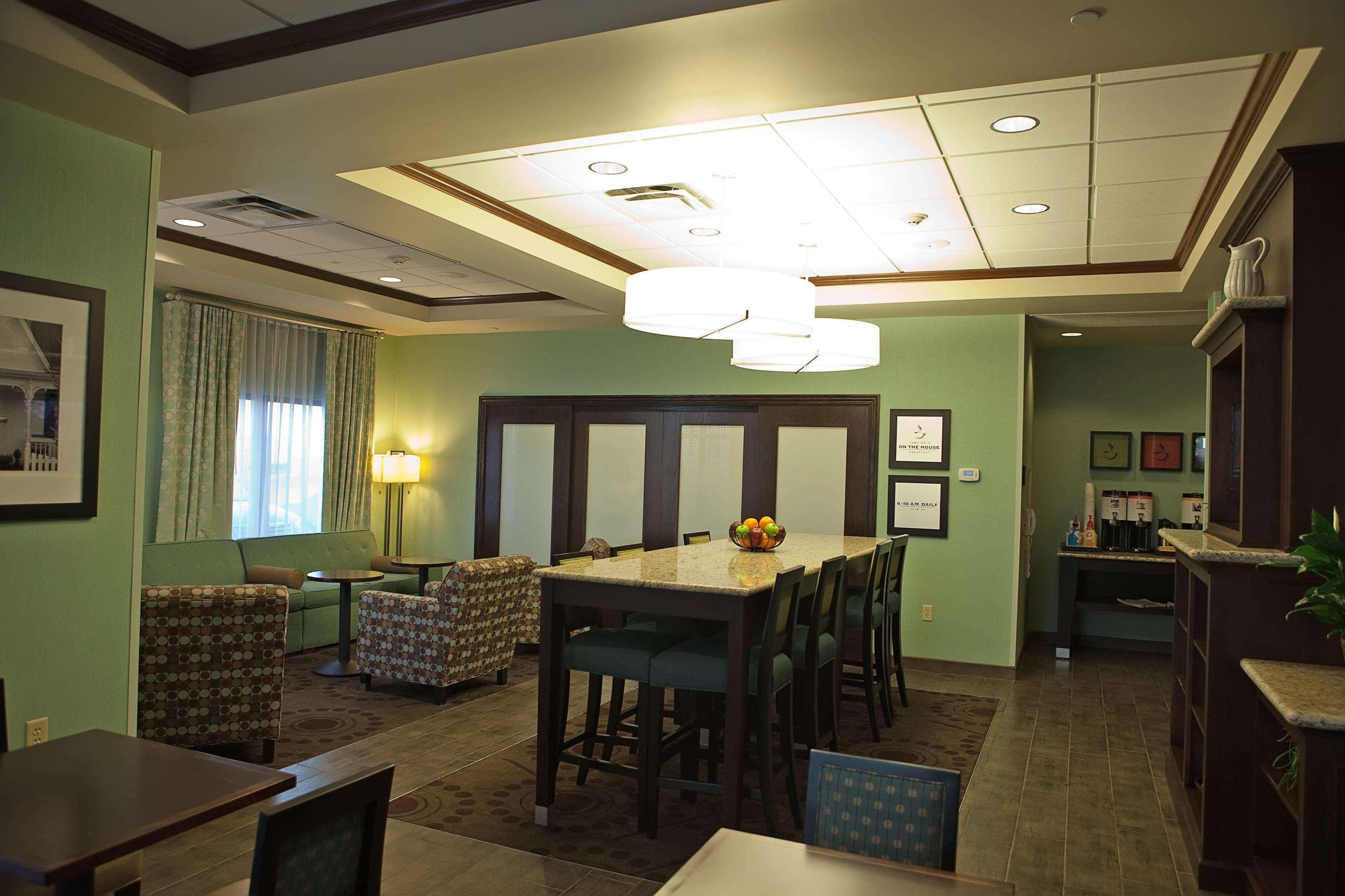 Hampton Inn Colby Eksteriør billede